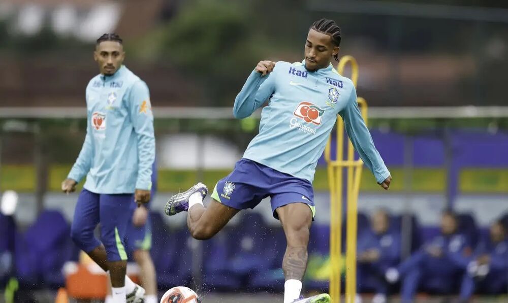 Brasil enfrenta Bolívia em seu último compromisso pelas Eliminatórias