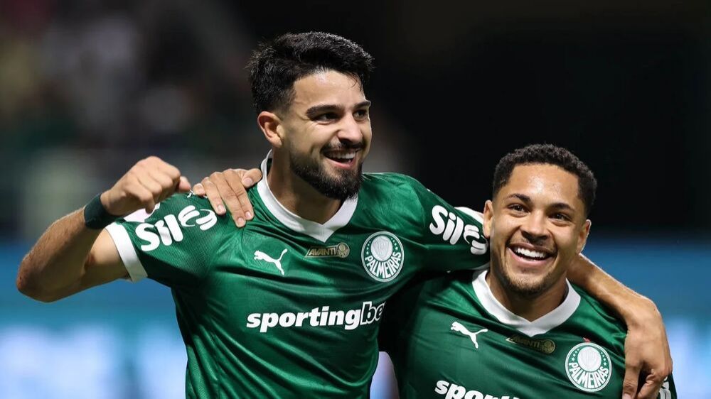 Palmeiras bate Vasco com gols de Flaco e Roque e dorme na vice-liderança