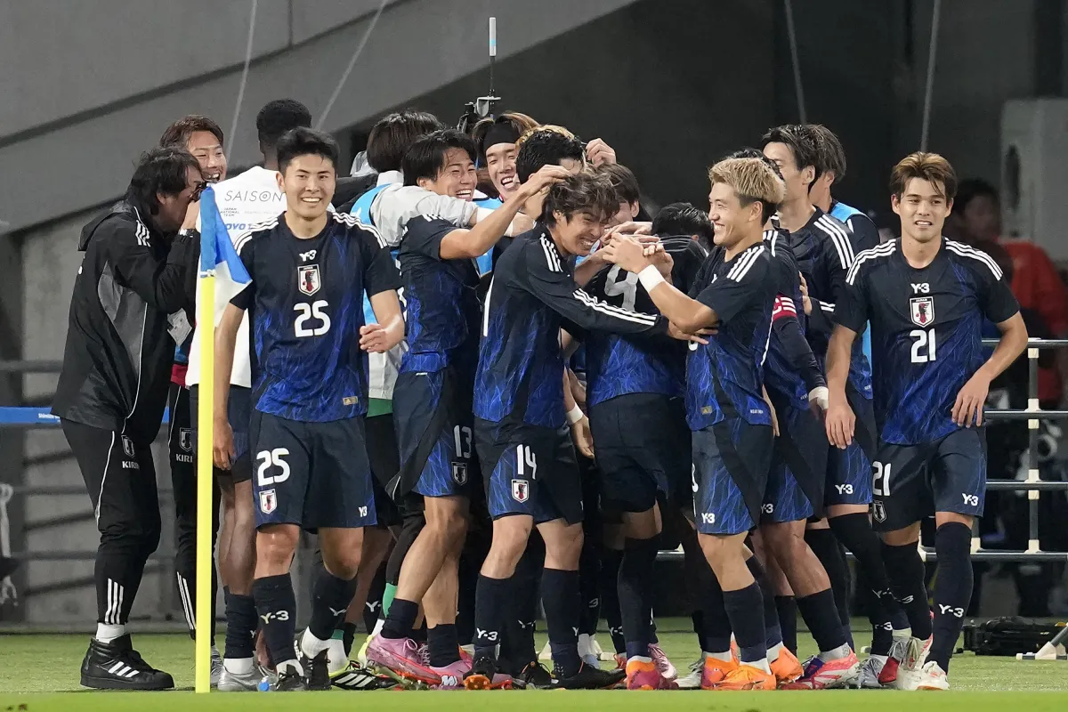 Japão faz 3 a 2 e conquista a primeira vitória sobre o Brasil