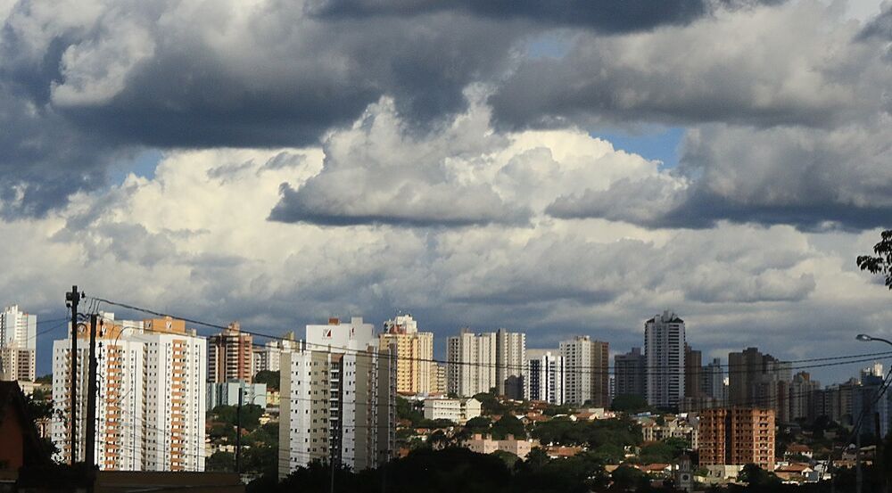 Quinta-feira de sol e calor em MS; termômetros chegam a 38°C no Pantanal