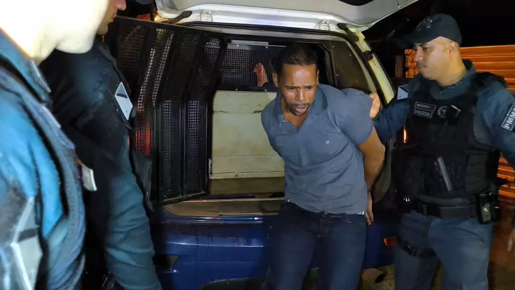Medida protetiva e tornozeleira falham e ex-guarda municipal é morta com 23 facadas em Dourados