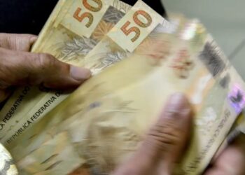 Entra em vigor hoje a isenção do IR para quem ganha até R$ 5 mil