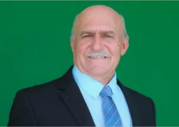 Juvenal Consolaro revoga férias e anuncia permanência no comando do Executivo de Figueirão