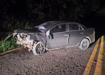 Colisão entre ônibus e carro mobiliza equipes de socorro na Serra do Sucuriú