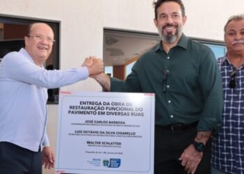 Governador em exercício visita Chapadão e anuncia investimentos superiores a R$ 6 milhões