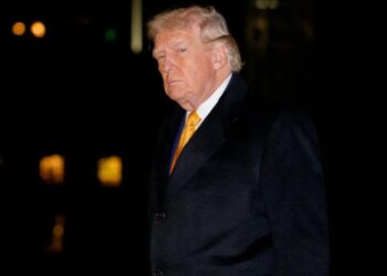 “Primeiro consertar, depois votar”: Trump descarta eleições na Venezuela em 30 dias e mira controle do petróleo