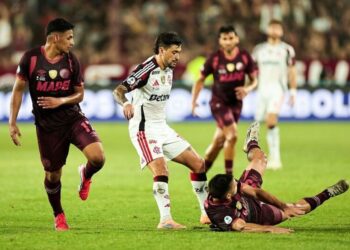 Recopa: Flamengo cai diante do Lanús na Argentina e precisará de virada no Maracanã