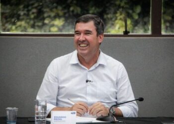 Eduardo Riedel tem 68% de aprovação em Mato Grosso do Sul