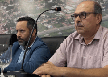 Executivo e Legislativo reafirmam união em Sessão Solene na Câmara