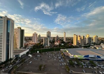 Calor e Alerta de Ventos: Quinta-feira de Sol e Chuvas Isoladas em MS