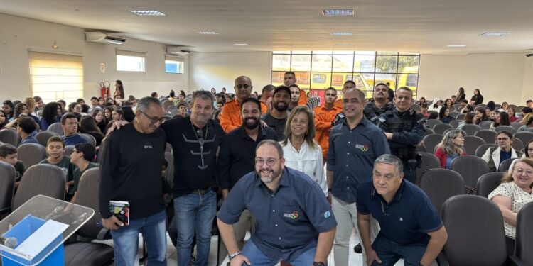 Costa Rica reúne educadores e jovens em ciclo de palestras sobre mobilidade