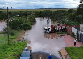 Alerta em Costa Rica: Rio Sucuriú sobe 3 metros e cidade prepara Decreto de Calamidade