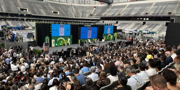 Costa Rica em Curitiba: Missão busca soluções de “Cidade Inteligente” para o município
