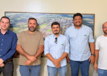 Prefeito Weliton Guimarães e Coplacana discutem parcerias para o desenvolvimento de Alcinópolis