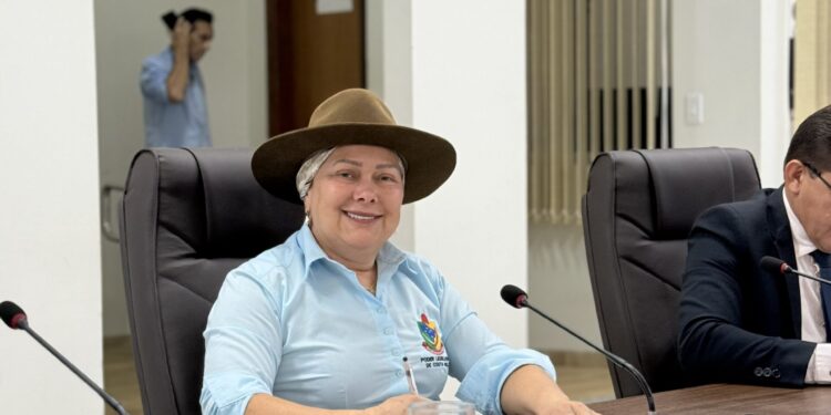 Vereadora Rosângela Marçal aciona Senado para incluir “Duplo Bloqueio” contra câncer de mama no SUS