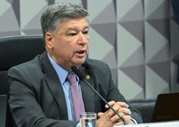 “Fim do sonho dos aposentados”, desabafa Carlos Viana após STF barrar CPMI