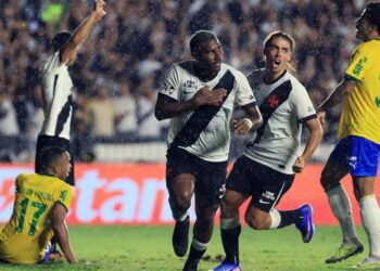 Virada Histórica: Vasco vence Palmeiras na estreia de Renato Gaúcho e quebra tabu de 14 anos
