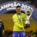 Kaiki, do Cruzeiro, é convocado por Ancelotti para substituir Alex Sandro na Seleção