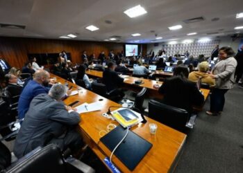 Vitória do Planalto: CPMI do INSS termina sem relatório após rejeição de indiciamentos