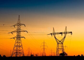 Energia vai subir em maio com bandeira amarela anunciada pela Aneel