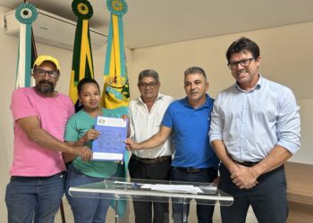 Fim da incerteza: Famílias do Flor do Cerrado recebem títulos de propriedade definitiva