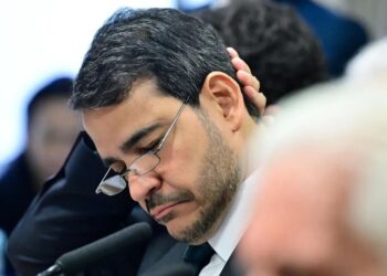 Senado rejeita Messias e impõe derrota histórica do governo Lula