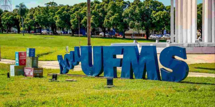 A UFMS segue com inscrições abertas para concurso com 44 vagas para professores