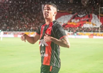 Cai o Favorito: Vitória despacha o Flamengo no Barradão e avança às oitavas da Copa do Brasil