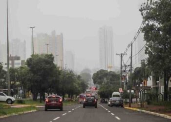 Frente fria derruba temperaturas e muda o tempo em MS nesta quarta-feira