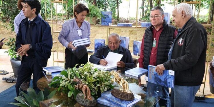 Assembleia Legislativa celebra 45 anos com lançamento de livro histórico
