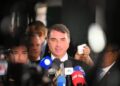 Polarização e Equilíbrio: Nova pesquisa Futura/Apex mostra Flávio Bolsonaro à frente de Lula em cenário de 2º turno