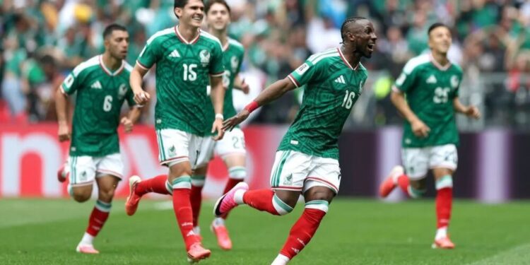 México vence África do Sul na abertura da Copa do Mundo e quebra tabu