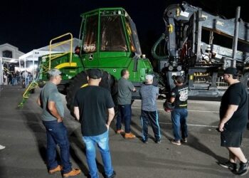 Arauco leva Feira de Profissões a Água Clara (MS) e encerra circuito regional