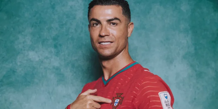 Goleadas na abertura e superquarta: Favoritos confirmam força e hoje tem recorde de CR7 e estreia de Kane