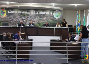 Pauta Cheia e Nova Liderança: Câmara aprova crédito especial, debate diretrizes orçamentárias de 2027 e elege Mesa Diretora