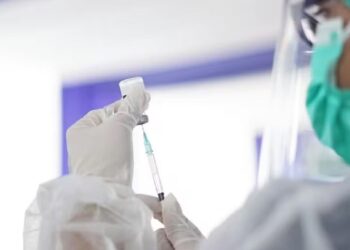 Alerta na Saúde: Ministério suspende vacina do Butantan contra a dengue após registro de 42 reações severas e dois óbitos suspeitos