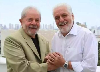Laços Históricos e Crise: Lula liga para Jaques Wagner após PF apontar suspeitas de US$ 2,5 milhões e repasses a familiares no caso Banco Master