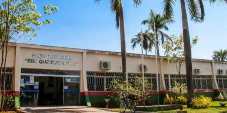 Procuradoria-Geral de Paranaíba notifica empresa que paralisou obra em Casa de Acolhimento