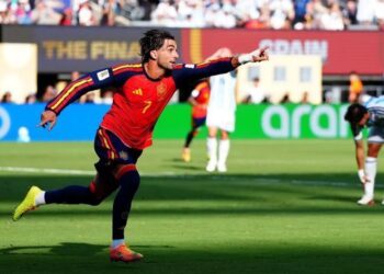 Futebol Internacional: Espanha domina a Argentina, decide na prorrogação e conquista o Bicampeonato Mundial
