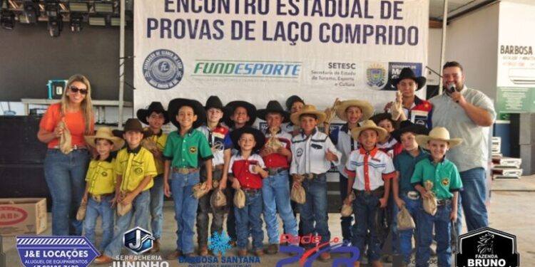 Tradição e Base: Realizado em Figueirão, projeto “Do Cavalete para a Pista” incentiva crianças no laço comprido durante festa no município