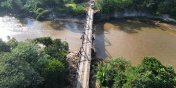 Prefeituras de Camapuã e São Gabriel do Oeste realizam reforma conjunta de ponte sobre o Rio Coxim