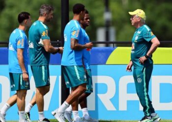 Seleção Brasileira inicia preparação para duelo contra a Noruega