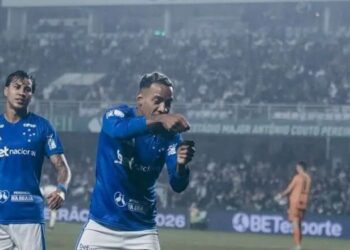 Fora de casa, Matheus Pereira marca e Cruzeiro vence o Coritiba