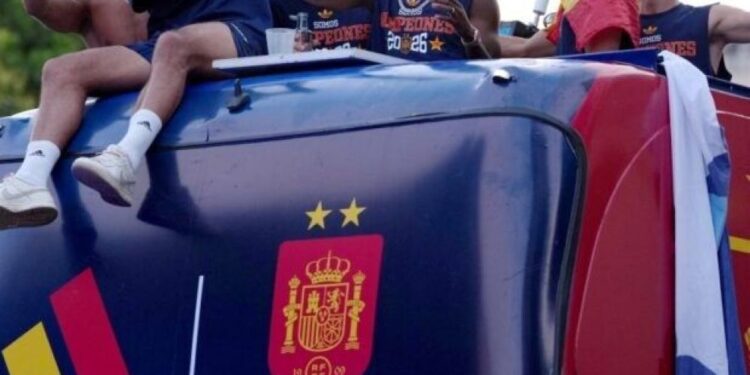 Espanha celebra bicampeonato mundial com desfile para mais de 1 milhão de pessoas em Madri