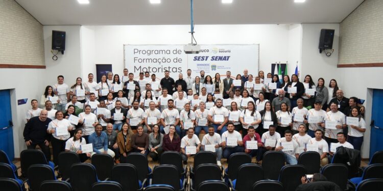 Primeira turma de motoristas qualificados pela Arauco conclui capacitação
