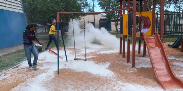 Prefeitura de Chapadão do Sul intensifica higienização e manutenção de playgrounds públicos