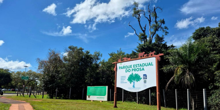 Arauco conclui dragagem de lago em parque de Campo Grande (MS)