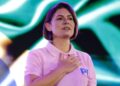 Michelle confirma candidatura ao Senado e diz que caminhará com Flávio