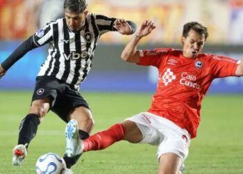 Botafogo é goleado por 6 a 1 pelo Cienciano e se complica na Copa Sul-Americana