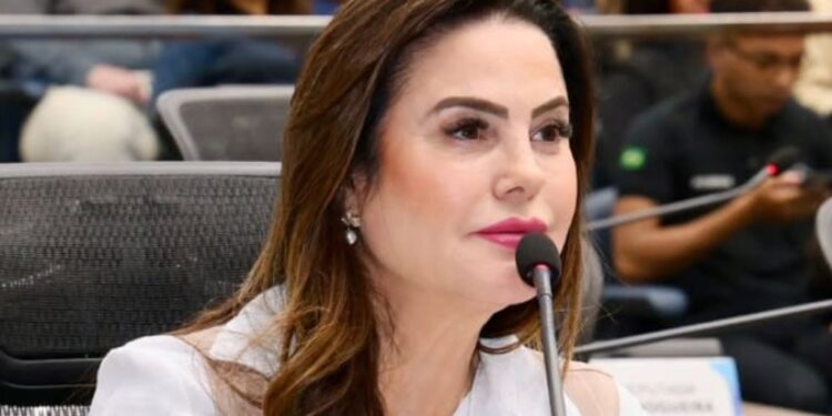 Mara Caseiro propõe ações educativas para prevenir riscos de apostas entre crianças e adolescentes